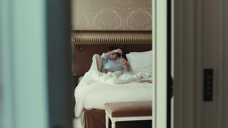 Ice Cream - Robert Aftershow in Bed